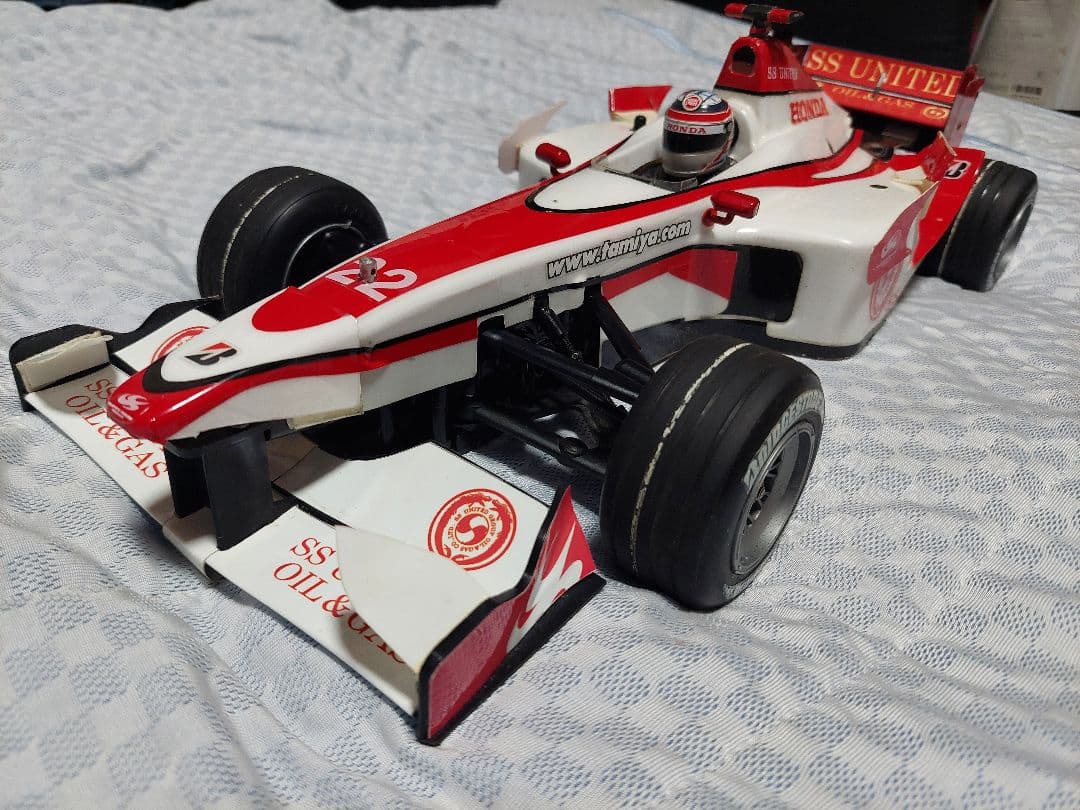 DxO　タミヤ製F201佐藤琢磨スーパーアグリ仕様1/10スケール