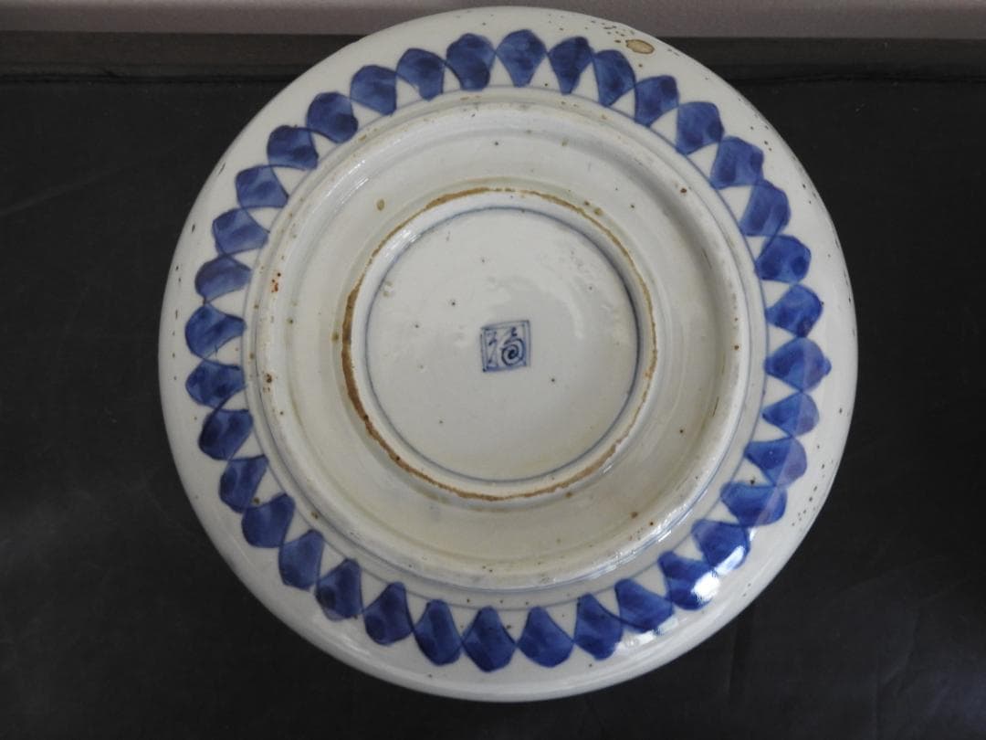 伊万里三ッ鉢　（貝草模様）　保存箱　MA725