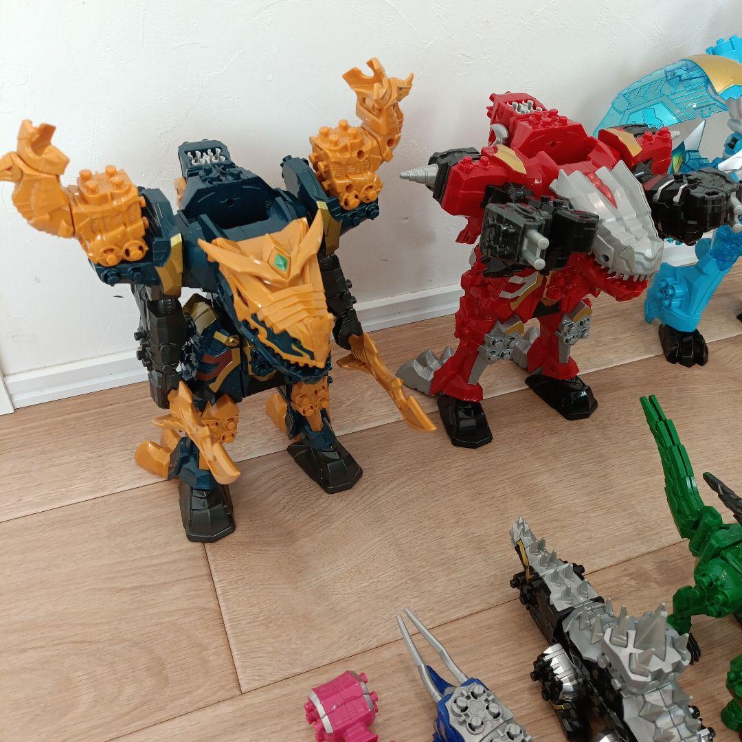 リュウソウジャー 大量セット 武器付き