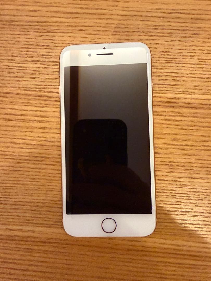 iPhone8 128GB 本体 画面傷なし 動作確認済み SIMフリー 初期化