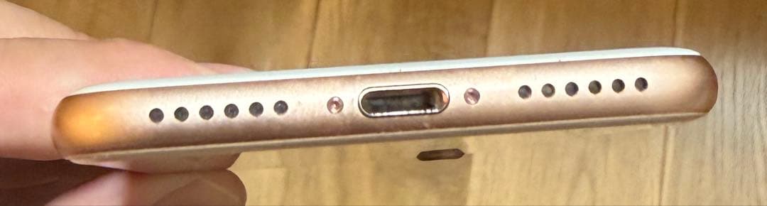 iPhone8 128GB 本体 画面傷なし 動作確認済み SIMフリー 初期化