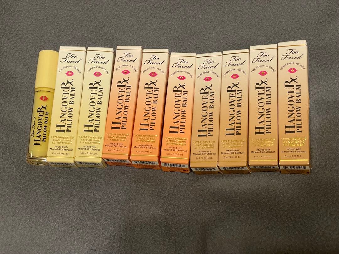 【非売品】【新品】TooFacedピローバーム9本+使用済みバナナ1本おまけ