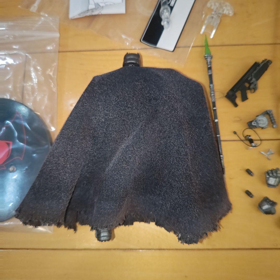 mezco one:12collective アーマードバットマン