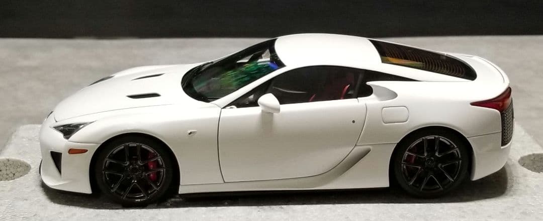 【美品⠀】オートアート 1/18 レクサス LFA
