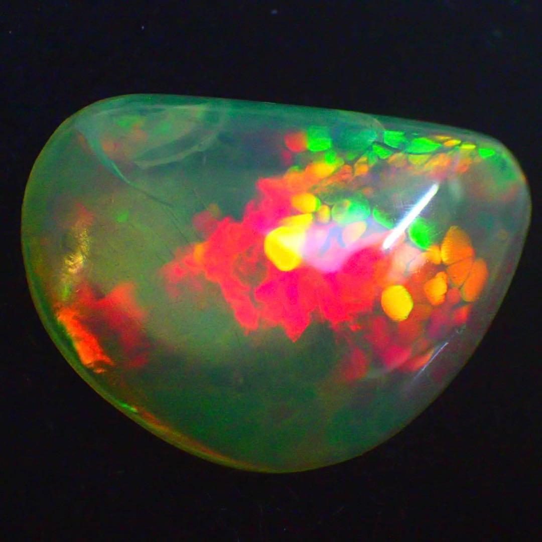 天然ハニカムオパール　特大9.252ct サイズ20.5-14.4-5.3mm