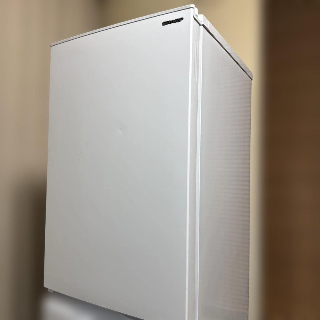 ほぼ未使用 SHARP 2023年製 冷蔵庫 179L つけかえどっちもドア