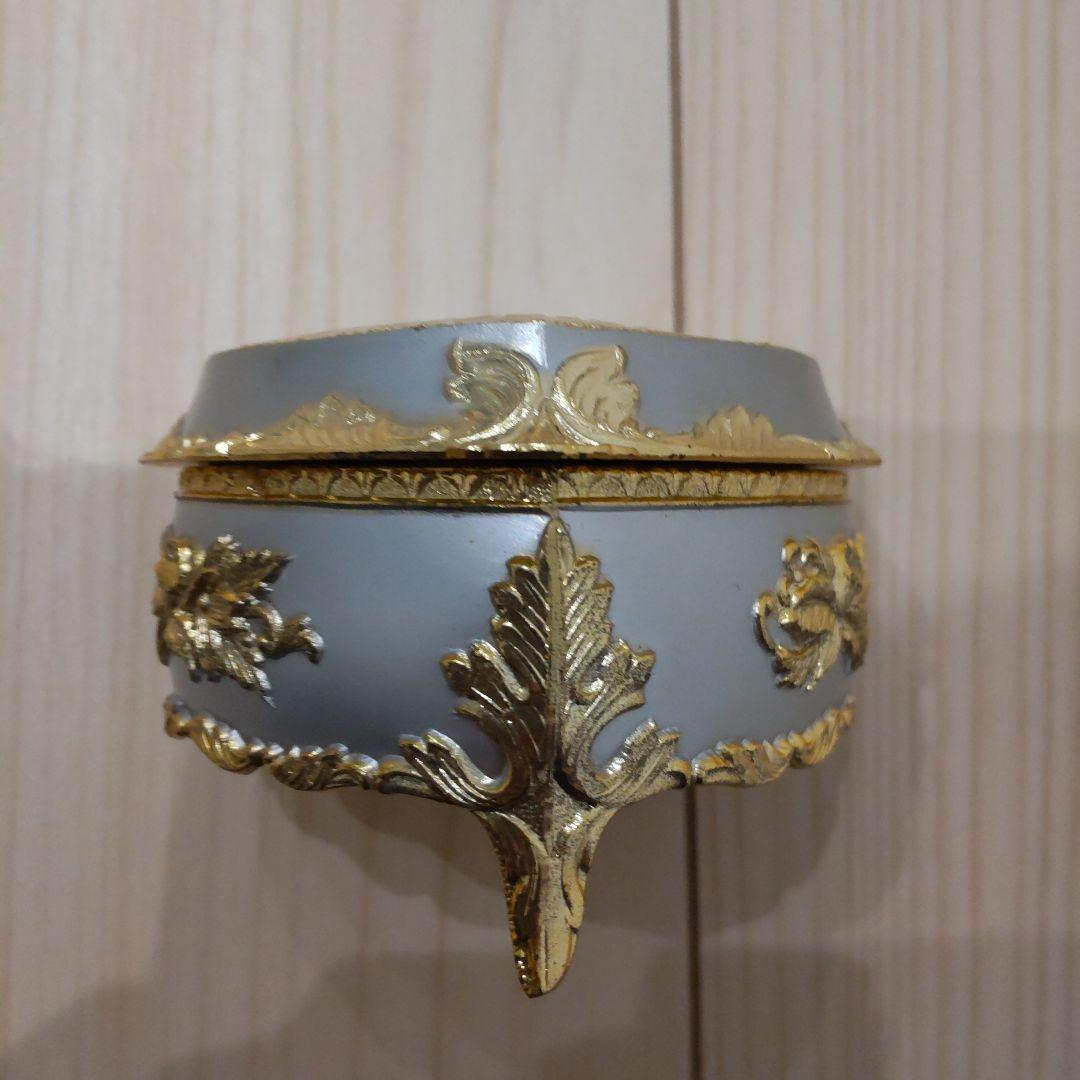 ハート型オルゴール 金色装飾