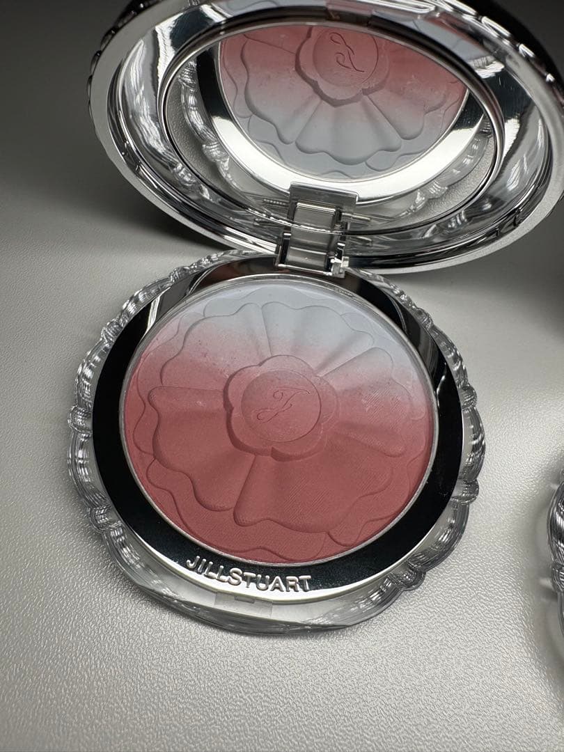 ジルスチュアート　パステルペダルブラッシュまとめ売り