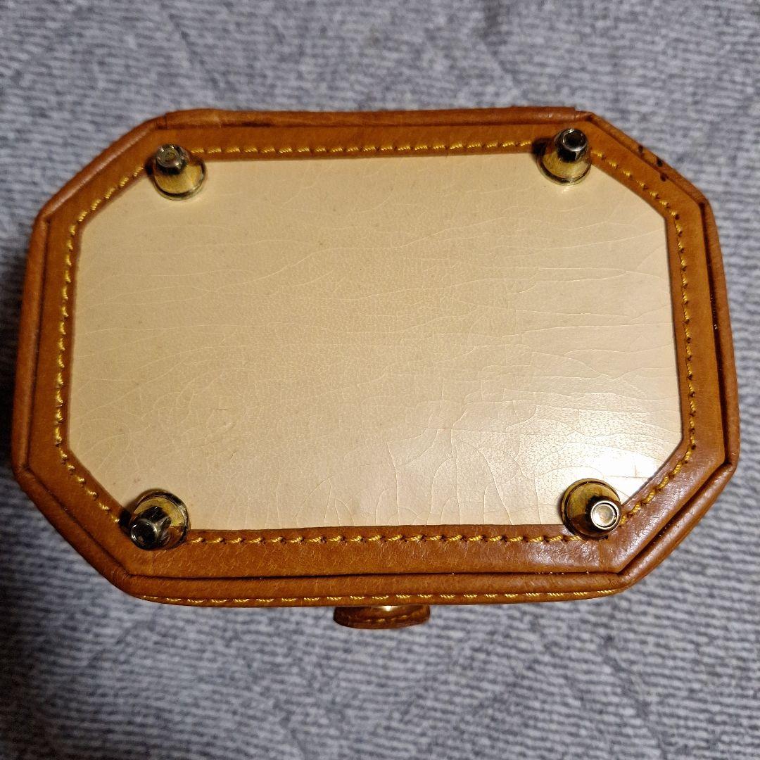 シルバニアファミリー　わたウサギ　バニティポーチ