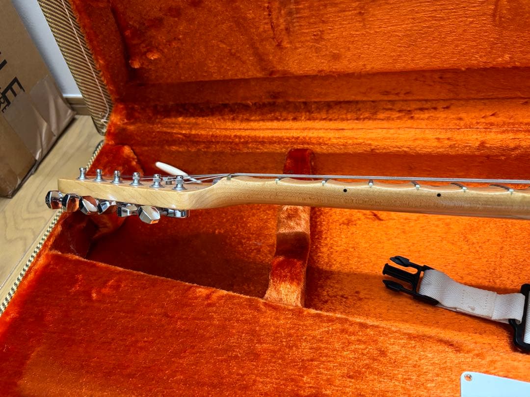 ギター Fender USA Yngwie Malmsteen Stratocaster