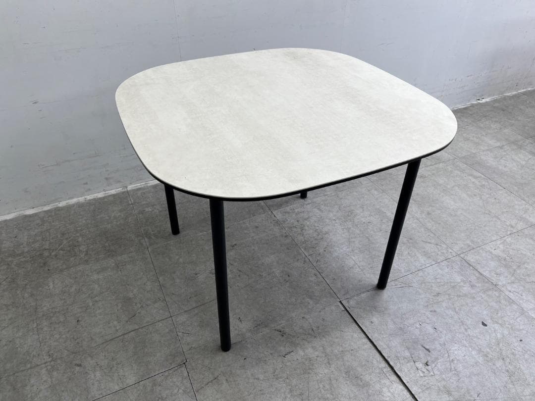 T4278☆専用出品⭐︎テーブルのみ☆モーダエンカーサ