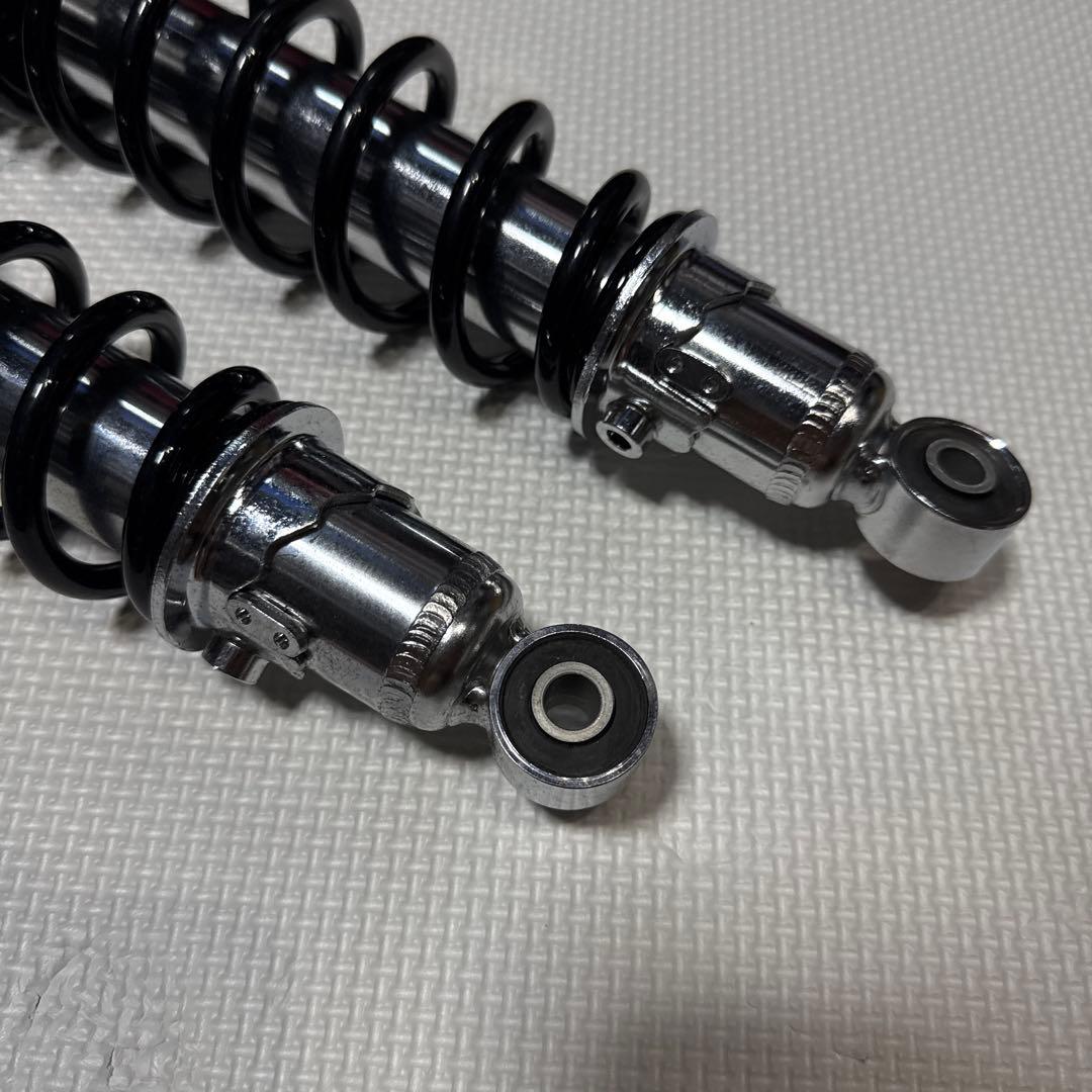 トライアンフ　スピードツイン　純正サスペンション