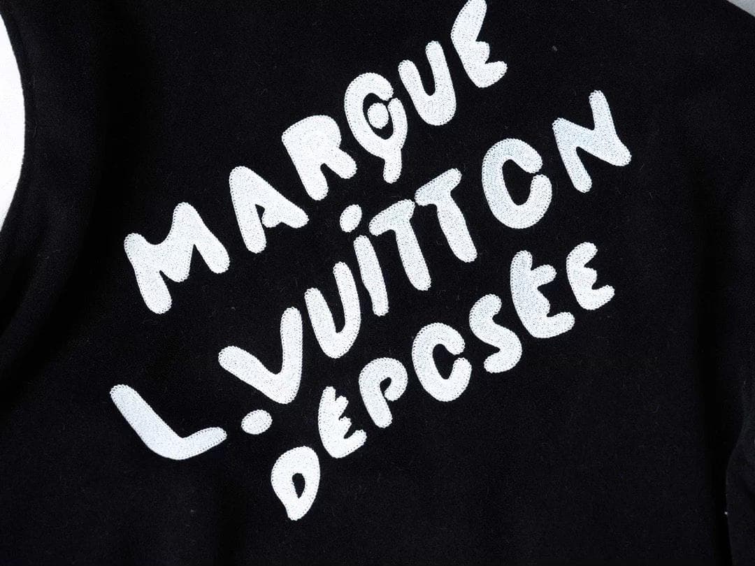 Louis Vuitton スタジャン ブラック/ホワイト