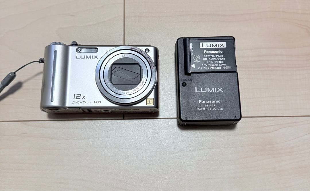美品　動作品　Panasonic LUMIX コンパクトデジタルカメラ