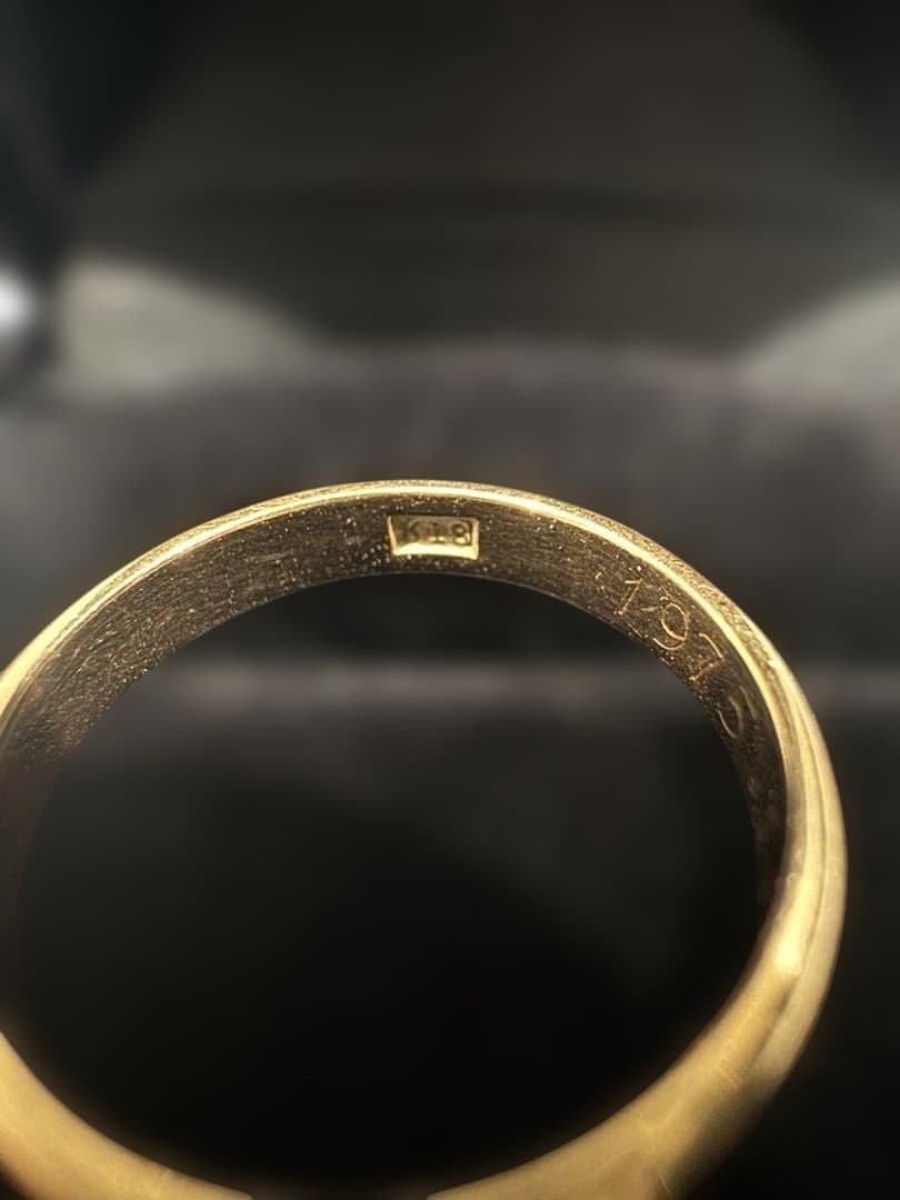 K18★15号 甲丸 リング #15 彫刻 重さ約3.5g 日付イニシャル入