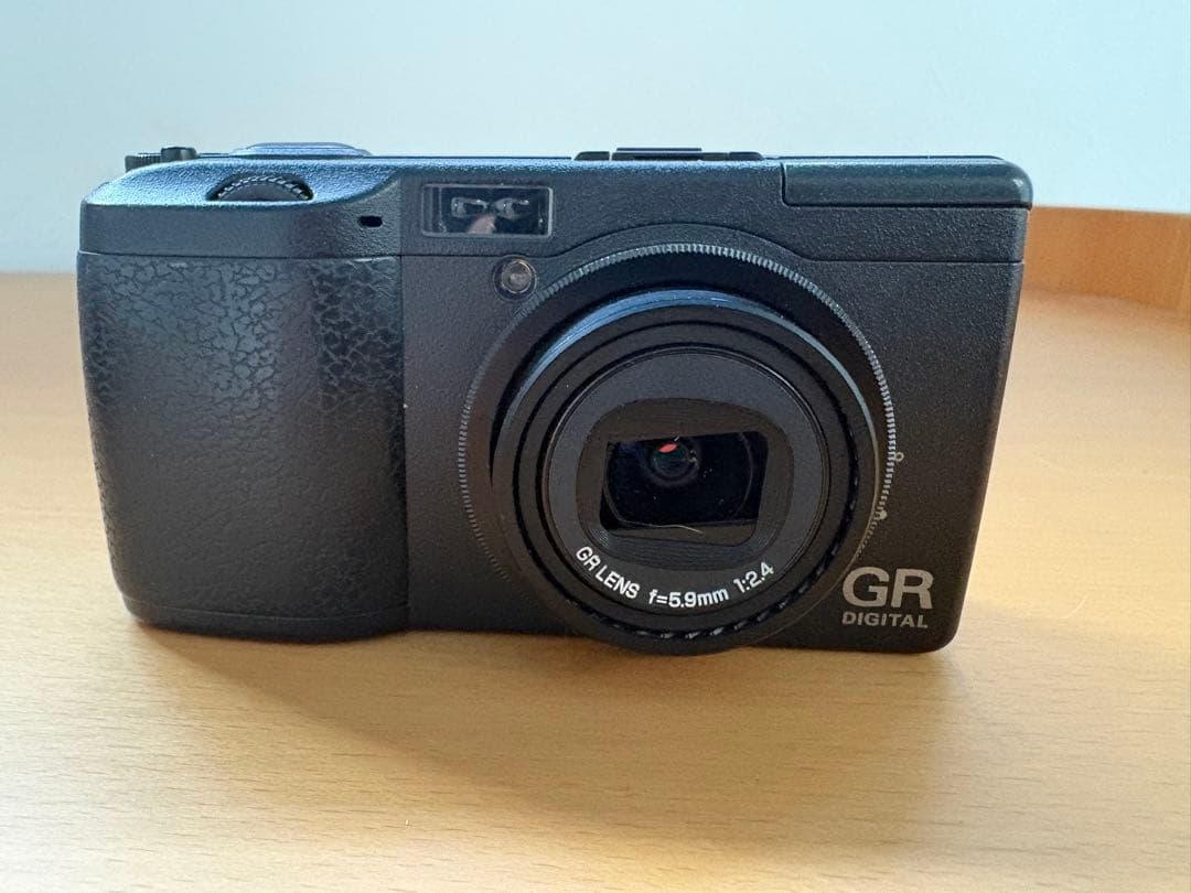 RICOH GR DIGITAL コンパクトデジタルカメラ　ジャンク