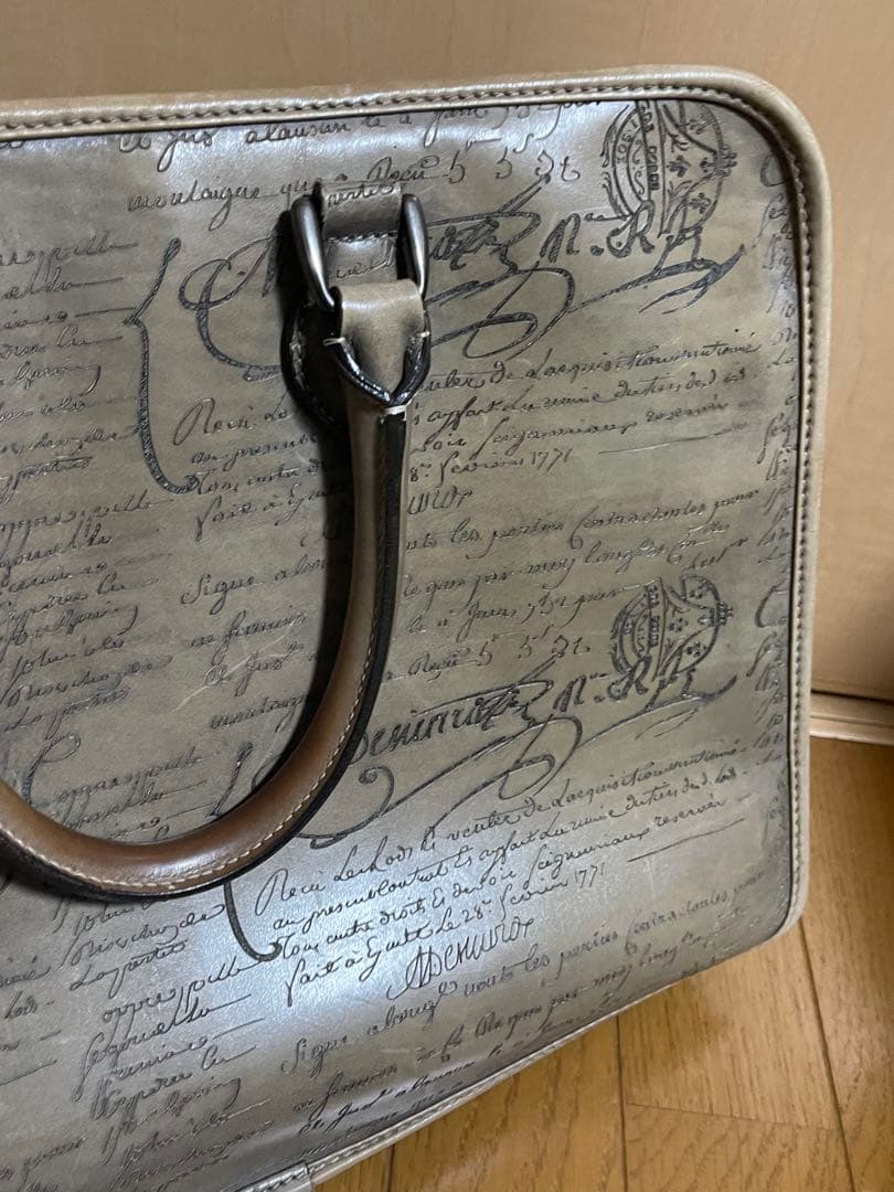 【稀少】ベルルッティ アンジュール カリグラフィースクリットレザー パティーヌ