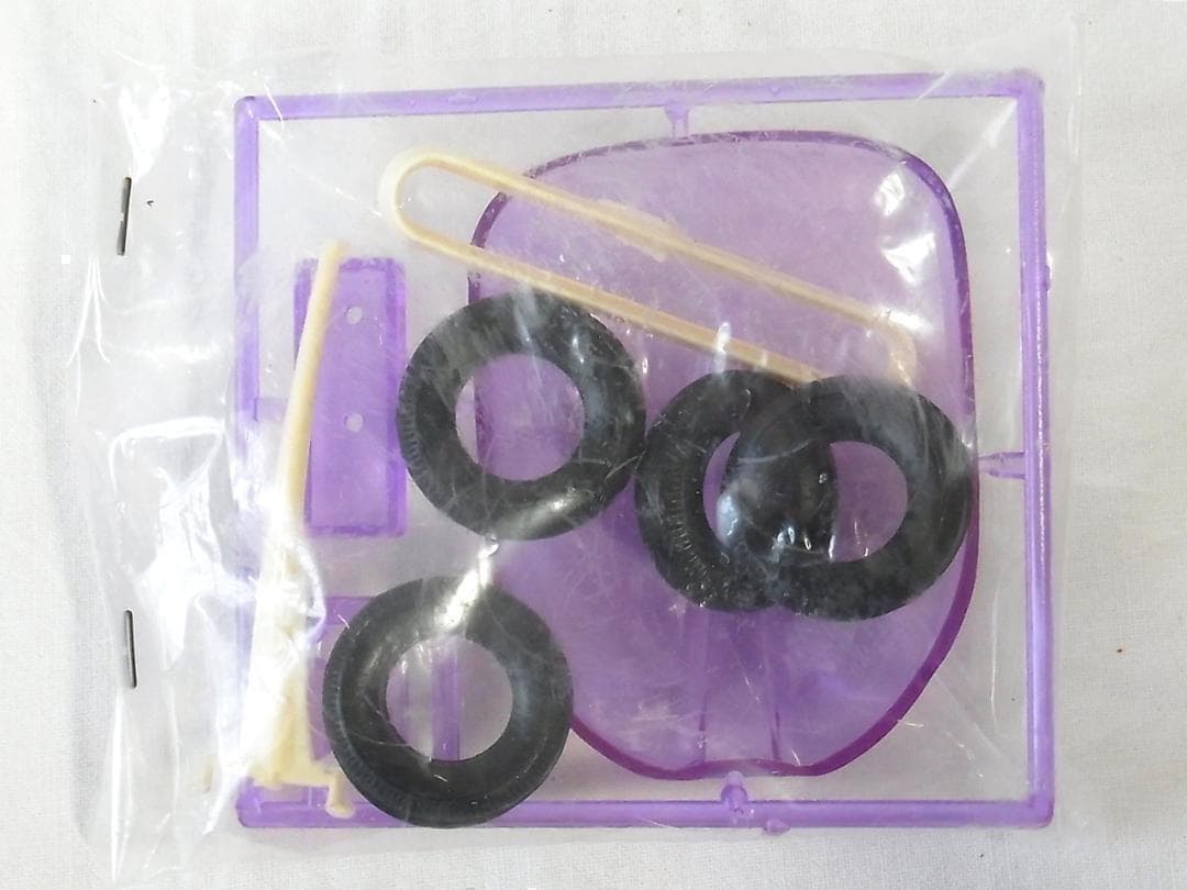 東京シャープ 宇宙パトロールガード隊 ライトニング バット サンダー プラモデル