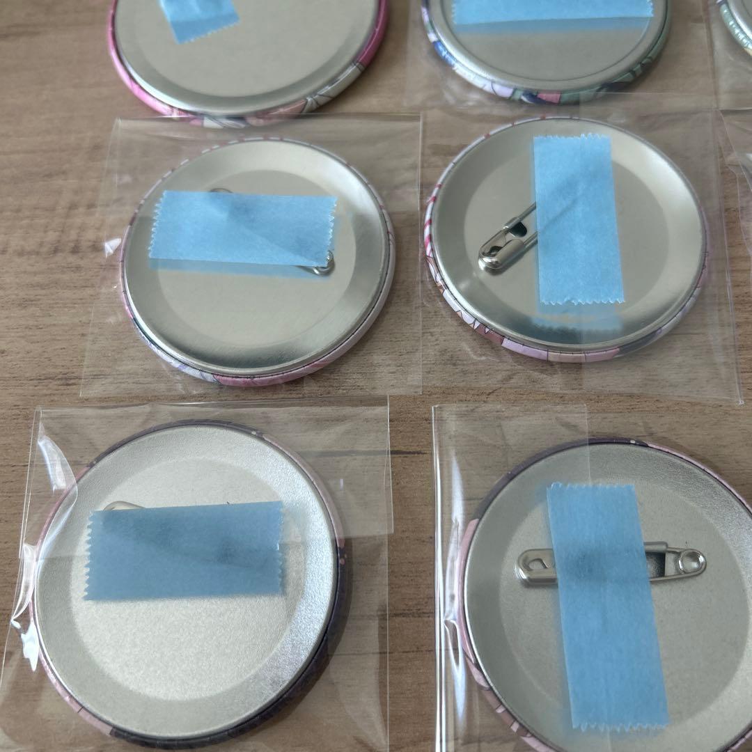 南夢芽　 宝多六花　缶バッジ　セット　グリッドマンワールド　限定 ガーリー　制服