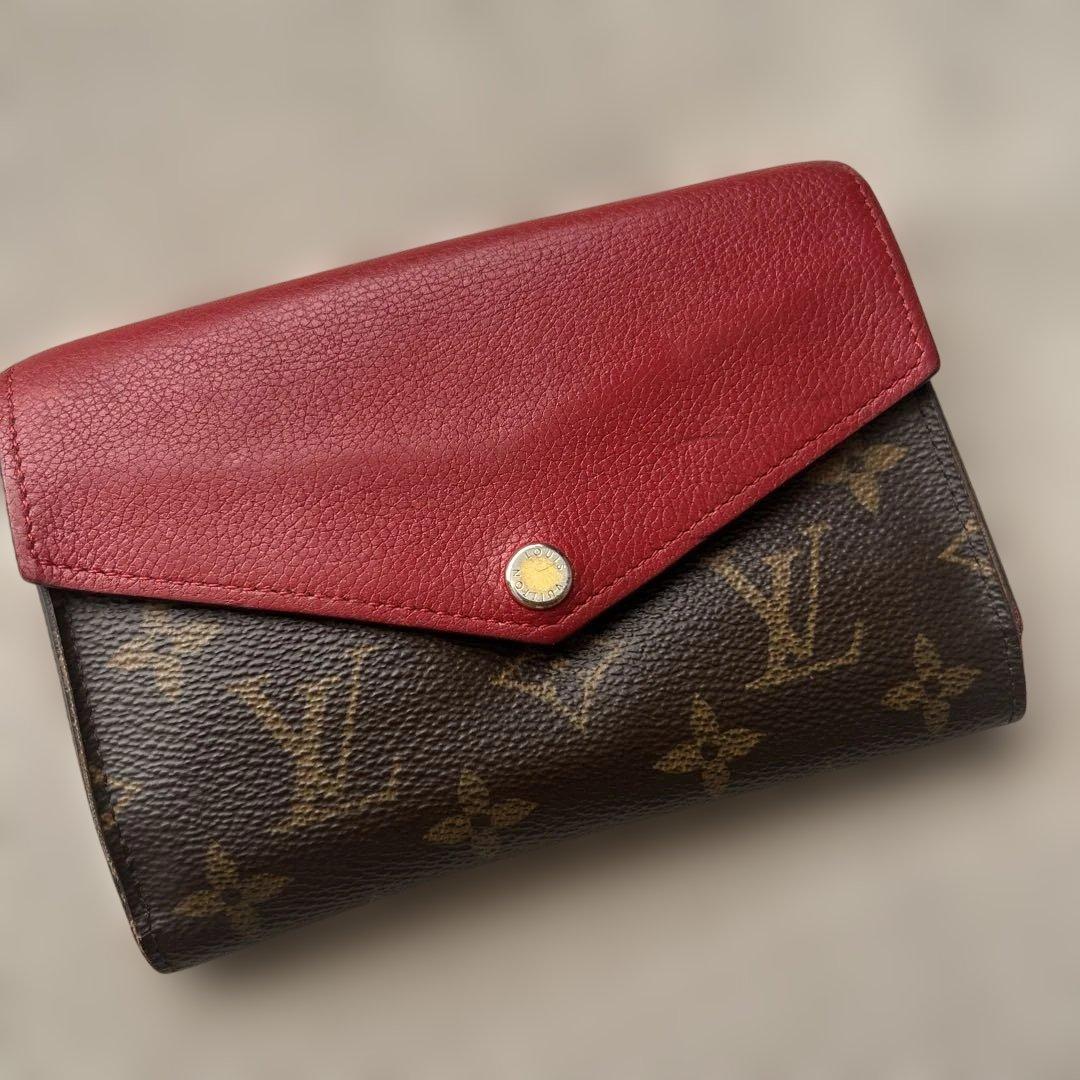 【れなばあば】Louis Vuitton 二つ折り財布