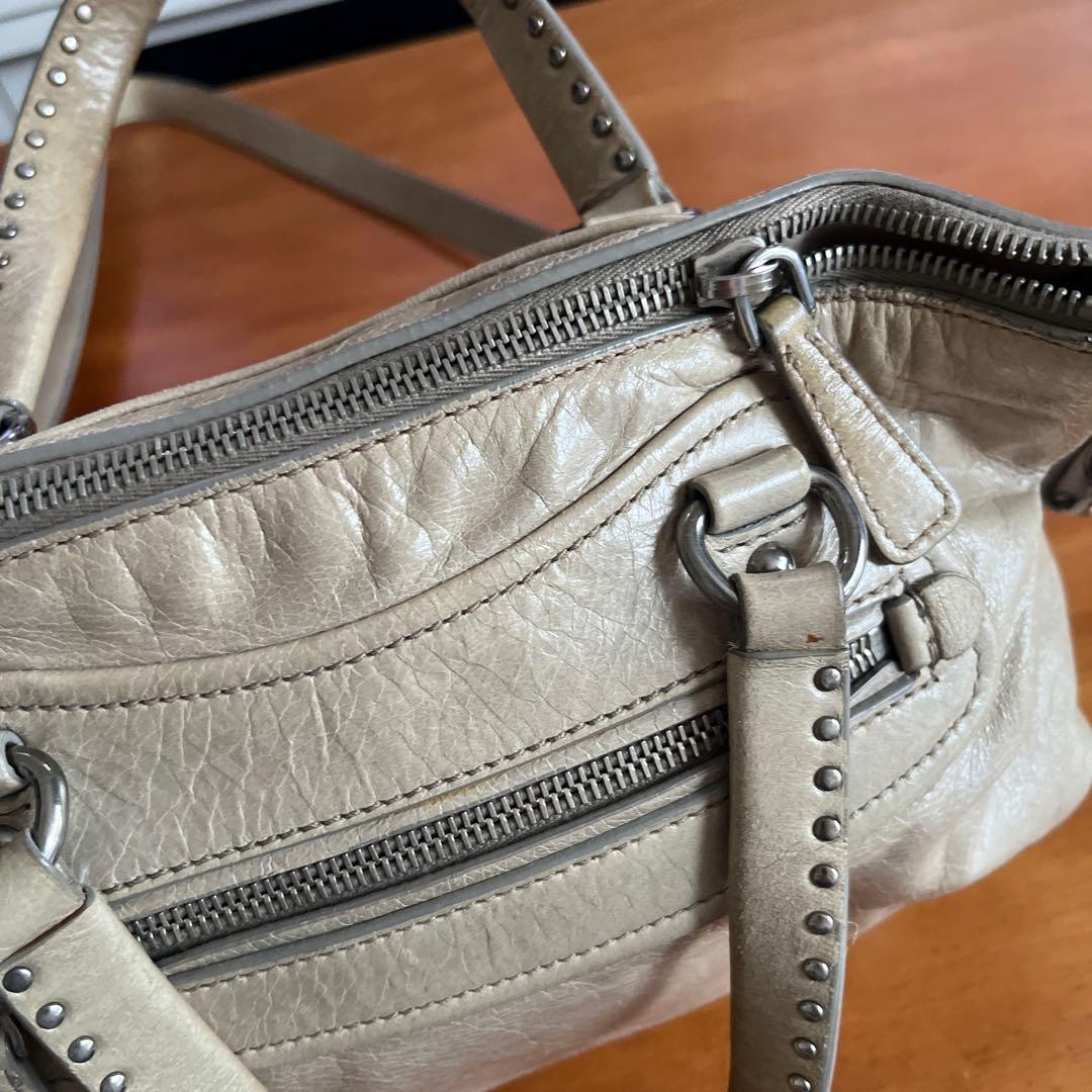 MIU MIU グレー レザー バッグ