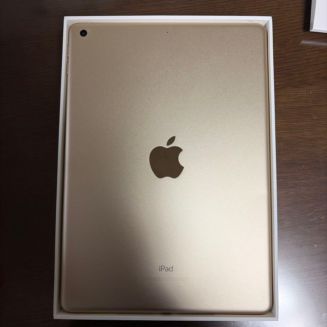 Apple iPad (第5世代) 32GB ゴールド