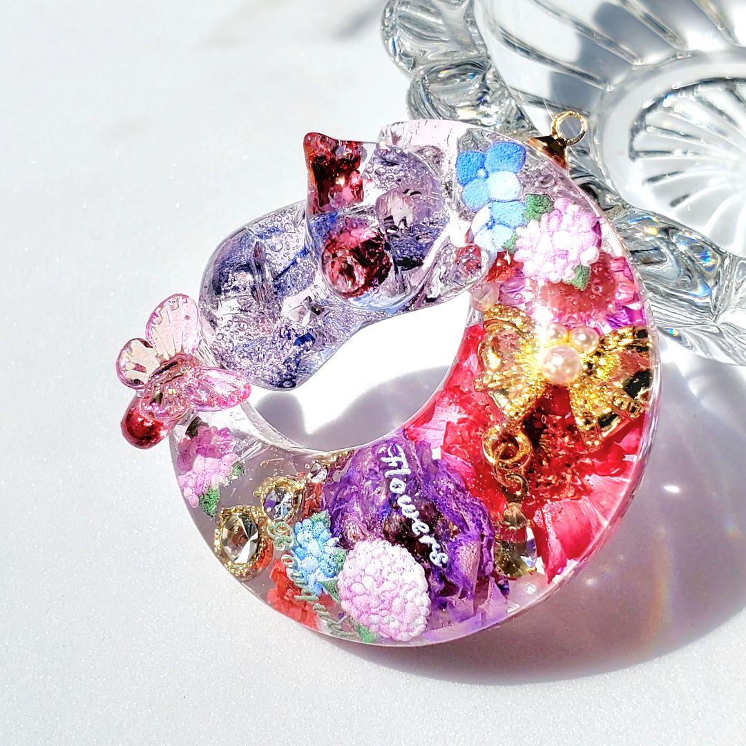 やっちゃん　　佐竹ガラス・天然石のフラワー　オルゴナイト　レジンネックレス