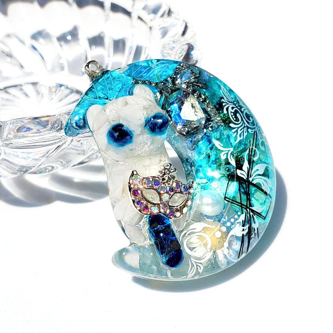 やっちゃん　　佐竹ガラス・天然石のフラワー　オルゴナイト　レジンネックレス