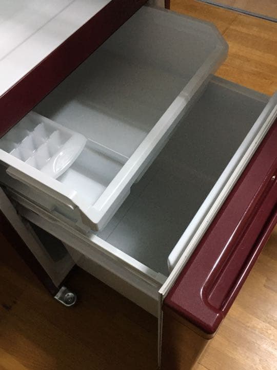 ♪AQＲ-17Ｊ冷凍冷蔵庫 ワインレッド 最終価格！です