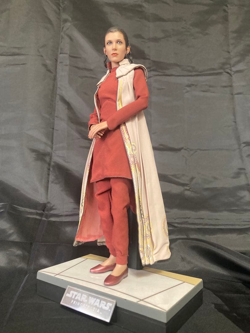 ホットトイズ　プリンセス・レイア(ベスピン版) スター・ウォーズ/帝国の逆襲