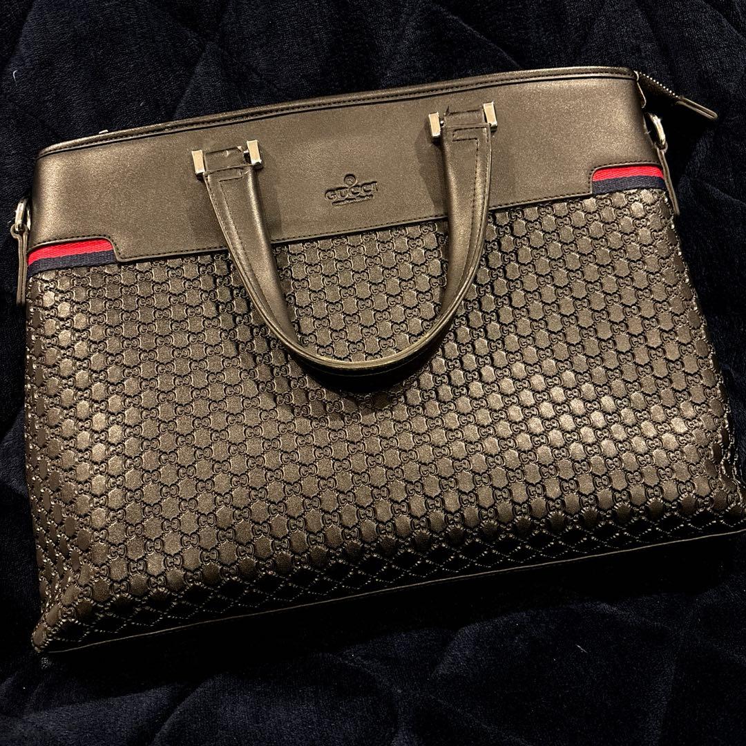 GUCCI グッチ　ビジネスバッグ　ブラック　黒