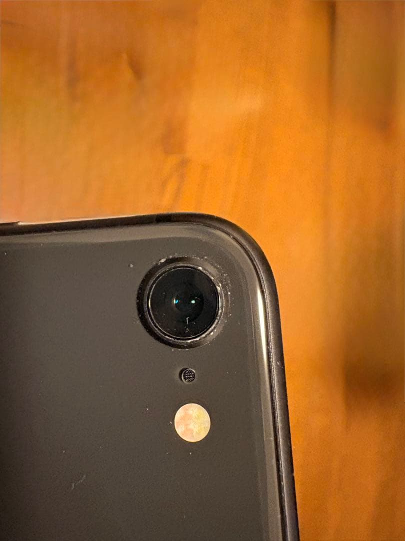 Apple iPhone 8 本体 ブラック 箱、ケース、充電器付き SIMなし