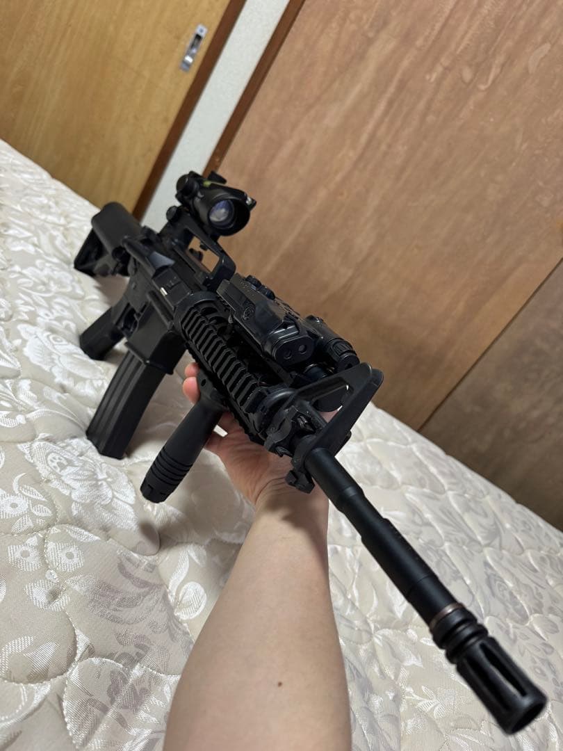 次世代電動ガン ブラック スコープ付き