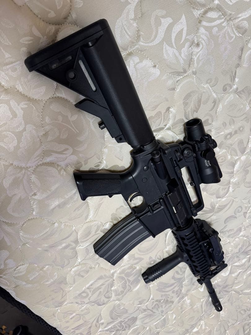 次世代電動ガン ブラック スコープ付き