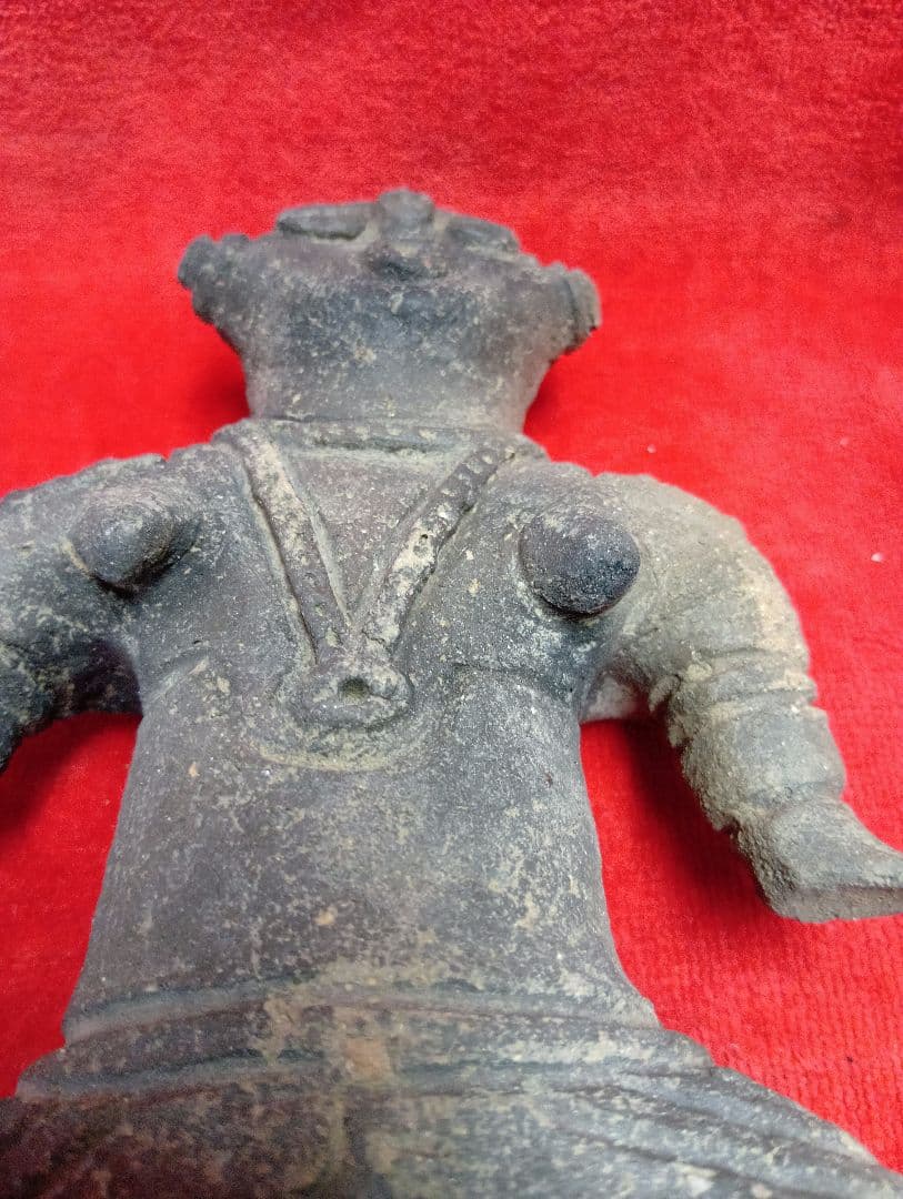 安⚫遮光器土偶　青森県出土(7-71)