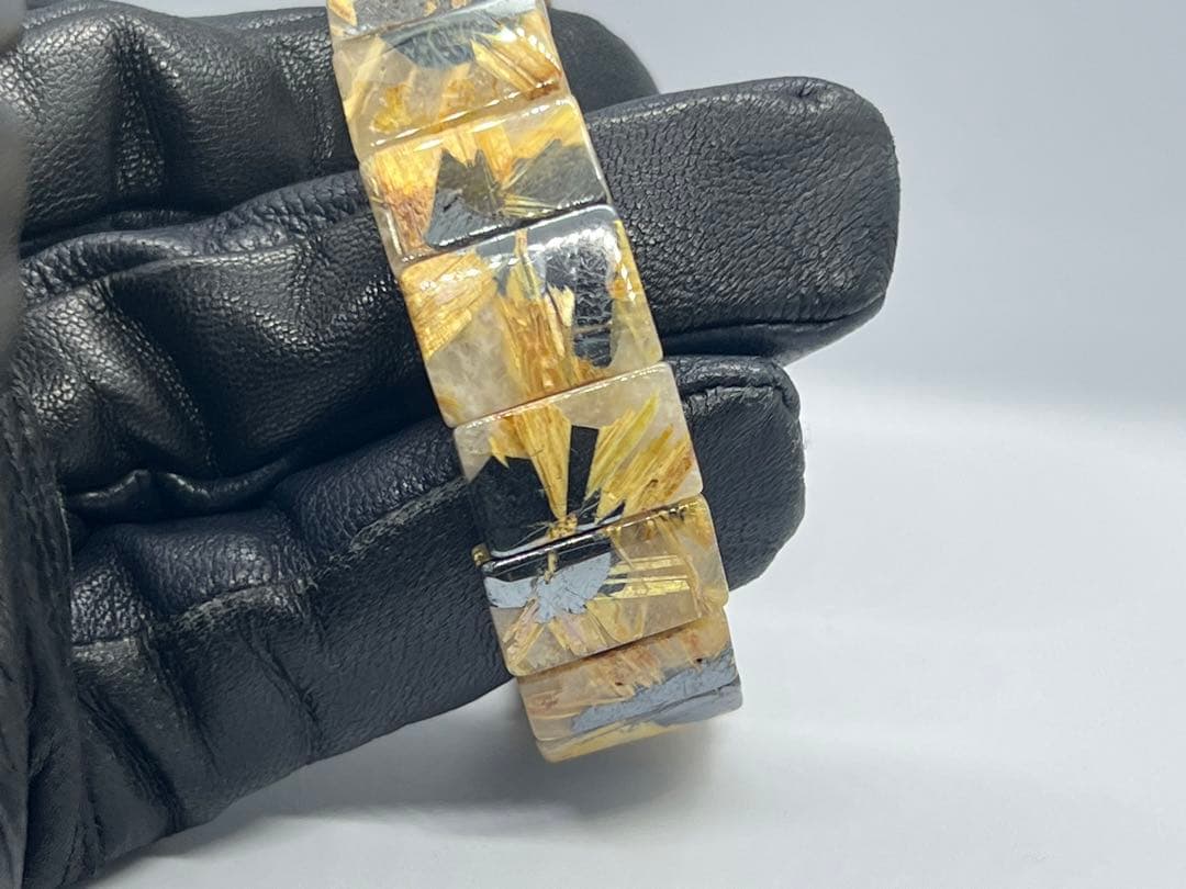 ②ゴールドルチルクォーツ太陽放射ルチルバングルブレスレット