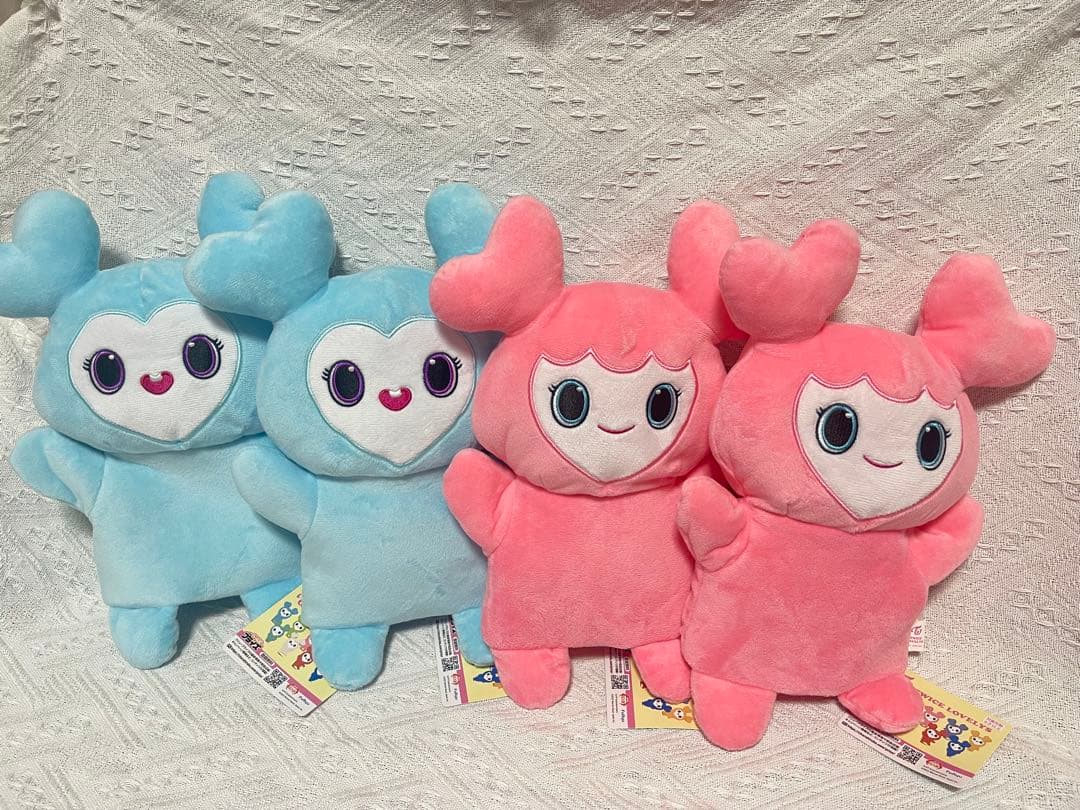 TWICE LOVELYS ぬいぐるみパペット7点&ぴょこきゅんボディバッグ2点