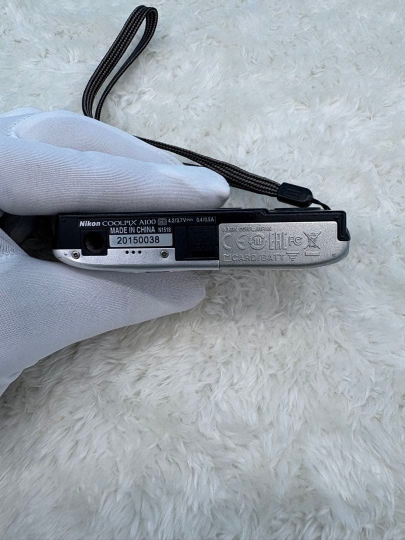 Nikon COOLPIX シルバー コンパクトデジタルカメラ　動作確認済み