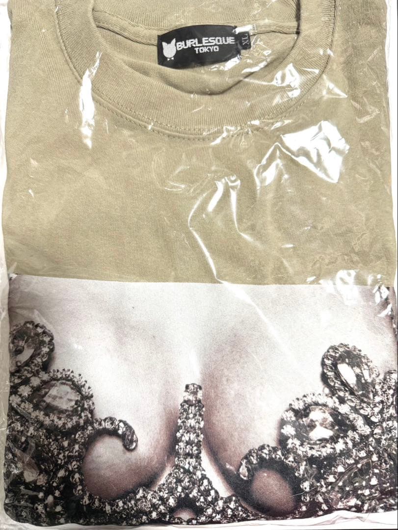 63ANGEL バーレスク東京 いちごの日　ベージュ Tシャツ