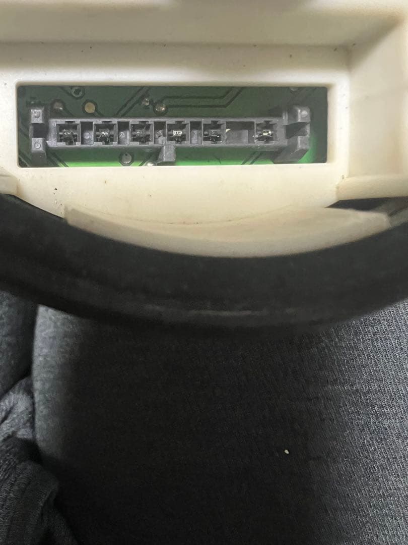 ハーレー純正スピードメーター・タコメーターステー付き中古動作未確認