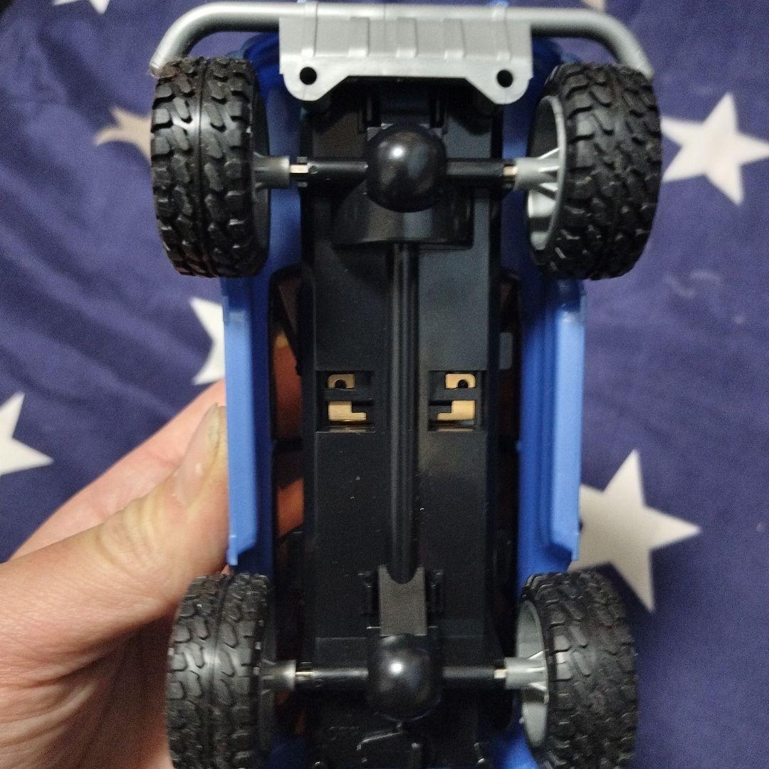 SURF 青いSUV ミニカー