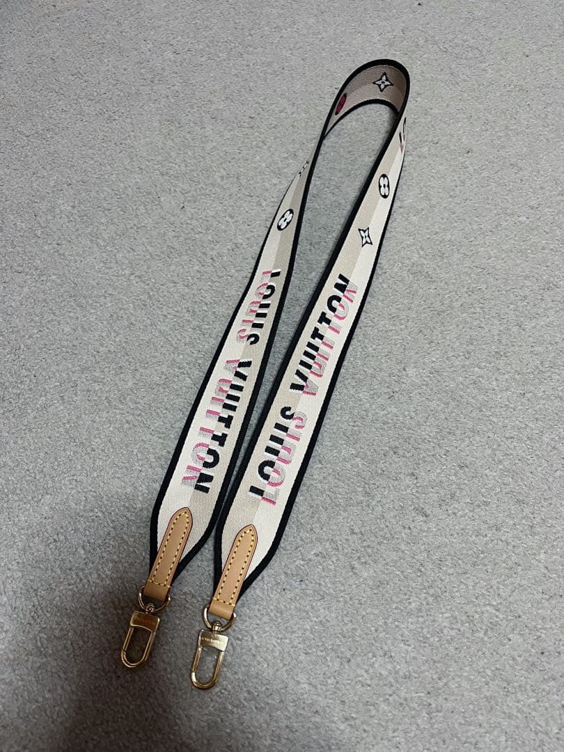 最終値下げ【新品】Louis Vuitton ルイヴィトン　ストラップ