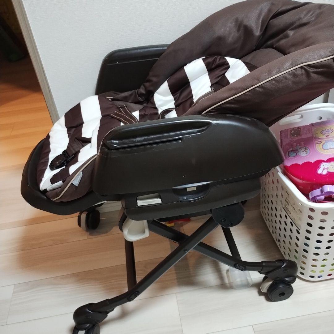 Combi ネムリラ電動 AUTO SWING ブラウン/ストライプ