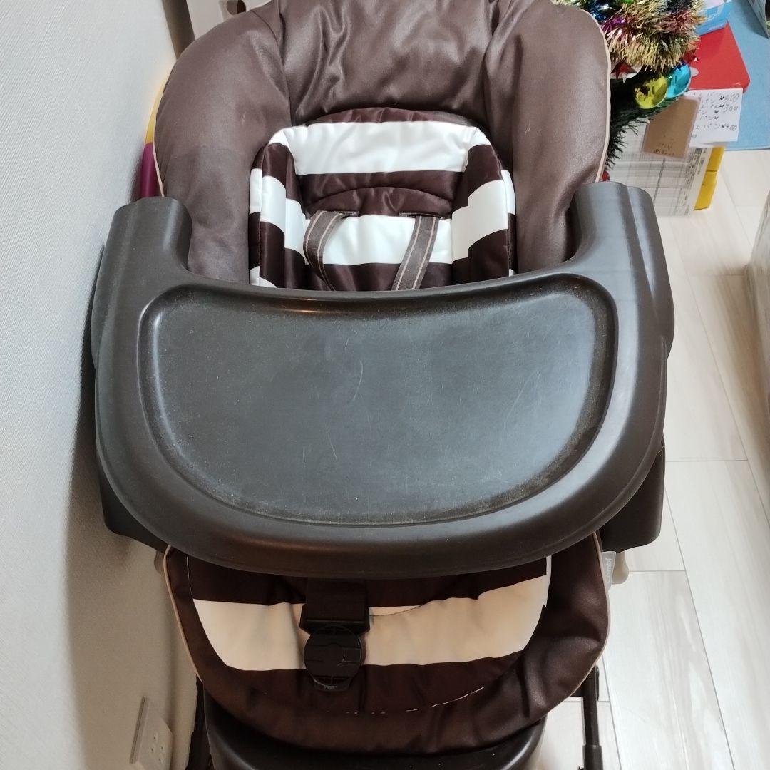 Combi ネムリラ電動 AUTO SWING ブラウン/ストライプ