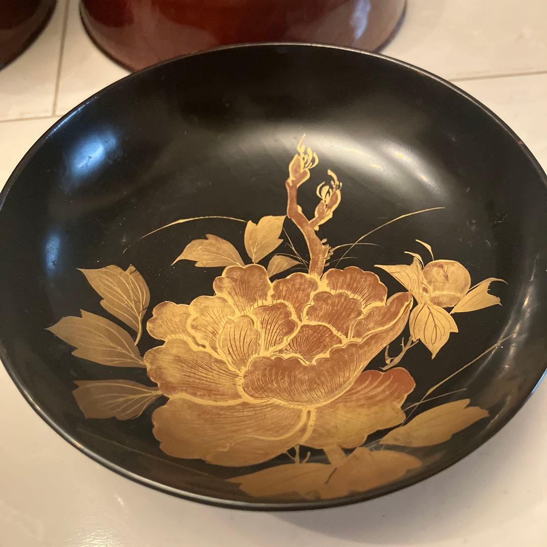 ユリコ様アンティーク明治　金彩の蝶々や牡丹の花が美し過ぎる木製輪島漆塗りお椀2客