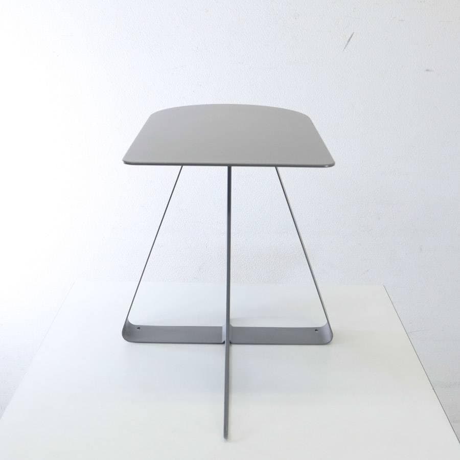 値下げ中 オカムラ nel カフェテーブル オーバーハング天板 type-A