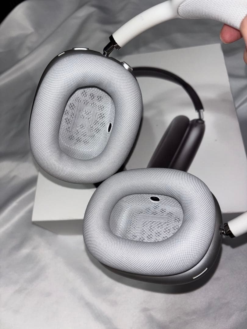 AirPods Maxシルバー 本体+外箱（ケースなし）