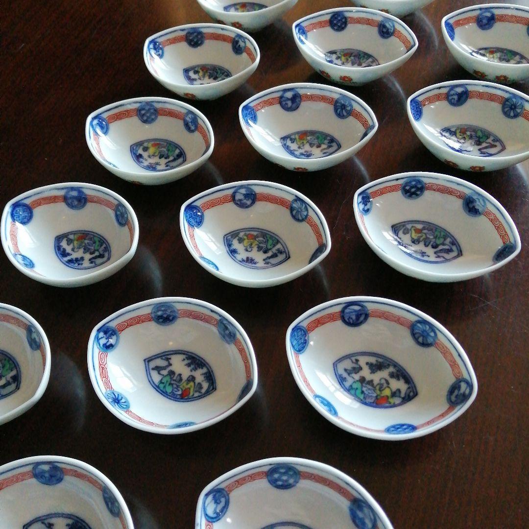 中国唐物　色絵豆皿　16個　8cm