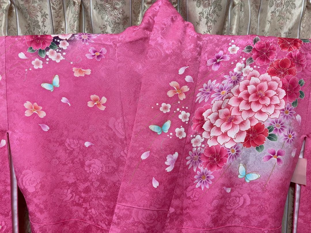 #97【美品】成人式 正絹 袷 金糸＆手書き 振袖のみ