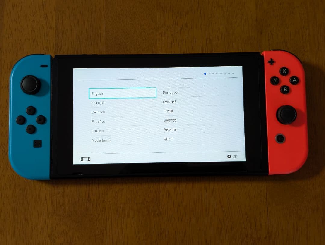 Nintendo Switch 本体 青/赤 Joy-Con＋128GB SD